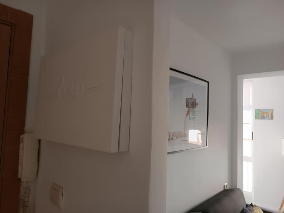 Estupendo Piso Renovado A 30 Metros De La Playa *