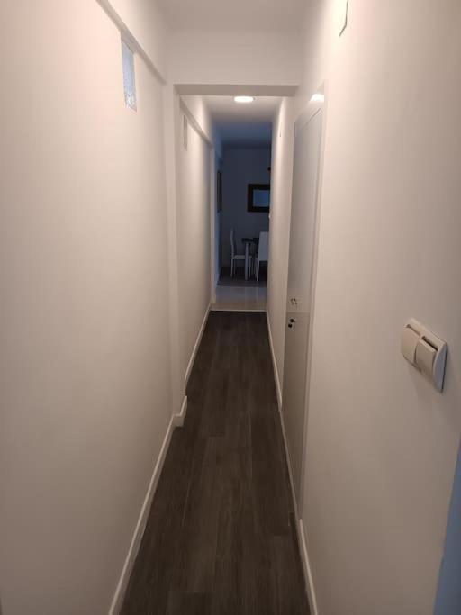 Estupendo Piso Renovado A 30 Metros De La Playa *